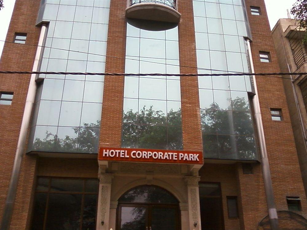 Hôtel Treebo Trend Corporate Park à New Delhi Extérieur photo